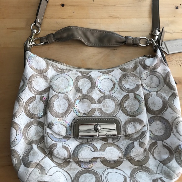 COACH BAG AUTHENTIC NEW